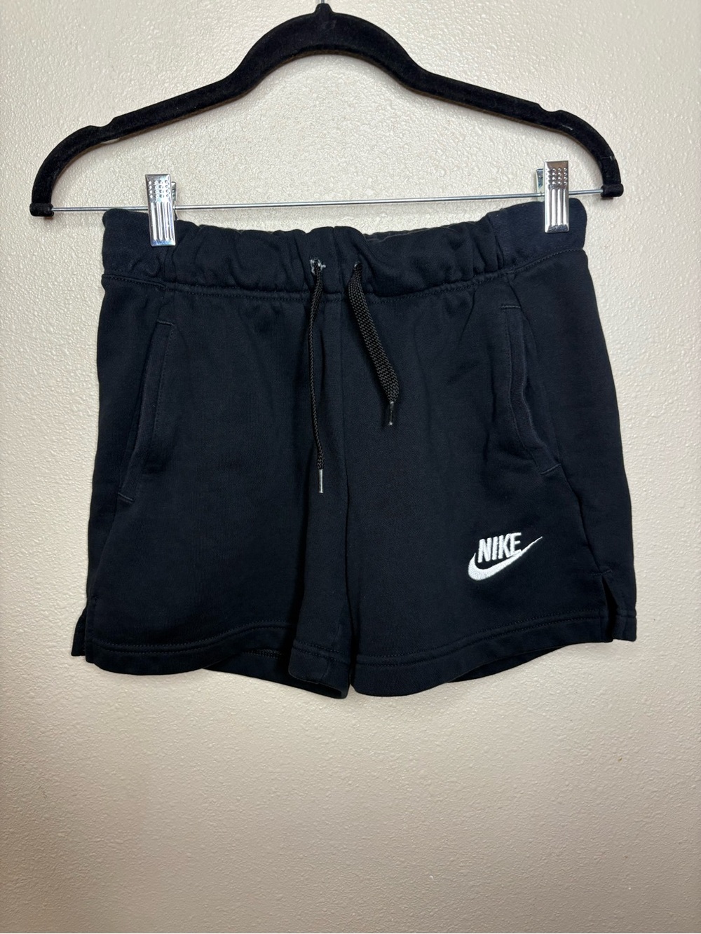 Nike- Unisex- Black Cotton Shorts-Youth Large-Like New